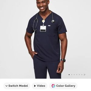 Figs Technical Collection in Dark Blue